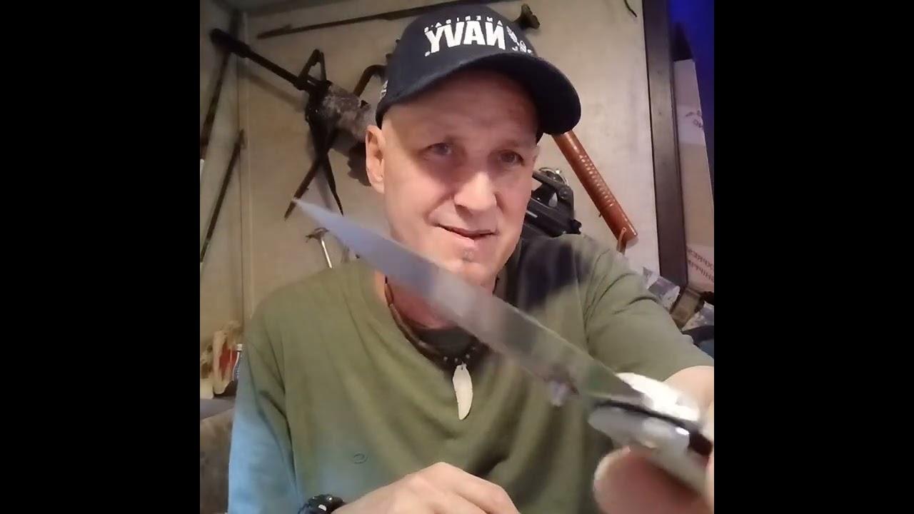 EF967 Budget knife!