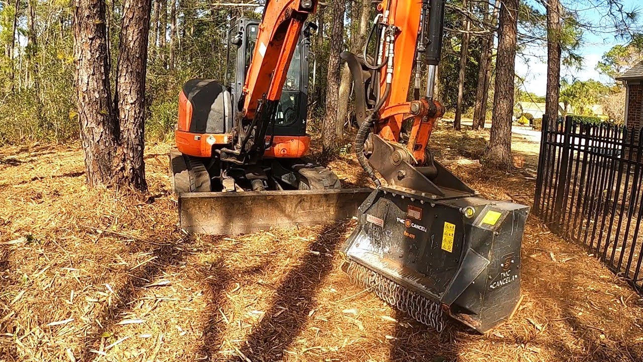 OPERATION EVADE HOA! GET IN & MULCH OUT BEFORE HOA FINDS ME!