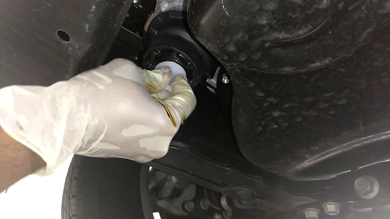 2018 TOYOTA RAV4 XLE FWD OIL CHANGE