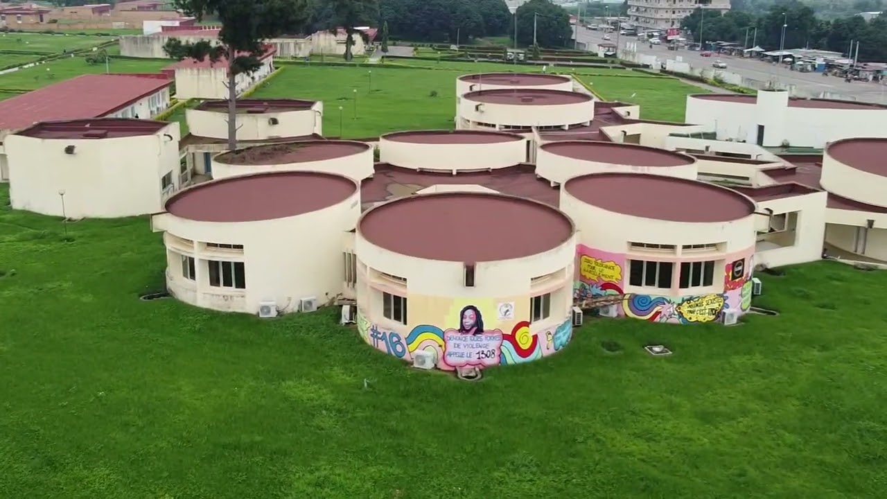 Visite du MESRS à l'UAO