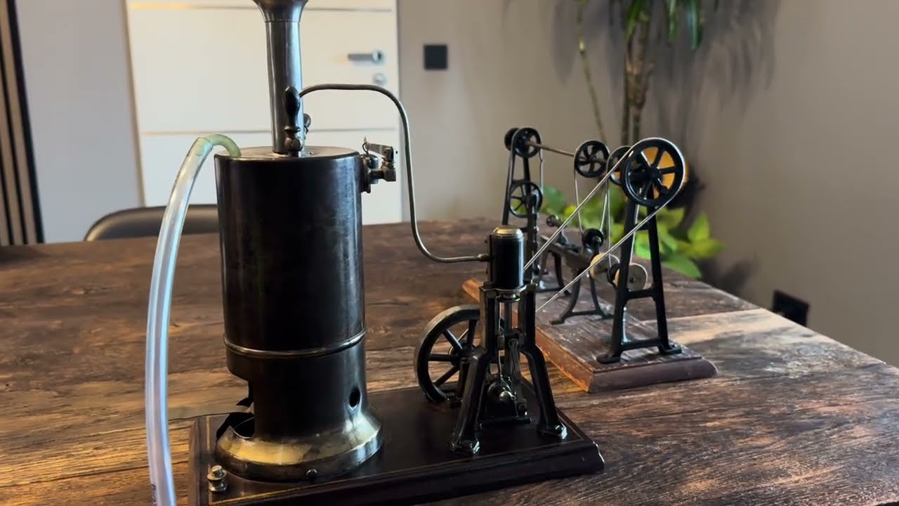 Dampfmaschine Schoenner mit Bing Werkstatt / Steam Engine Schoennner with Bing Workshop