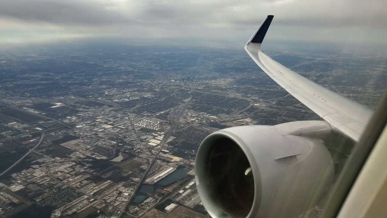 United B767-300 Windy Takeoff From Houston |4K|