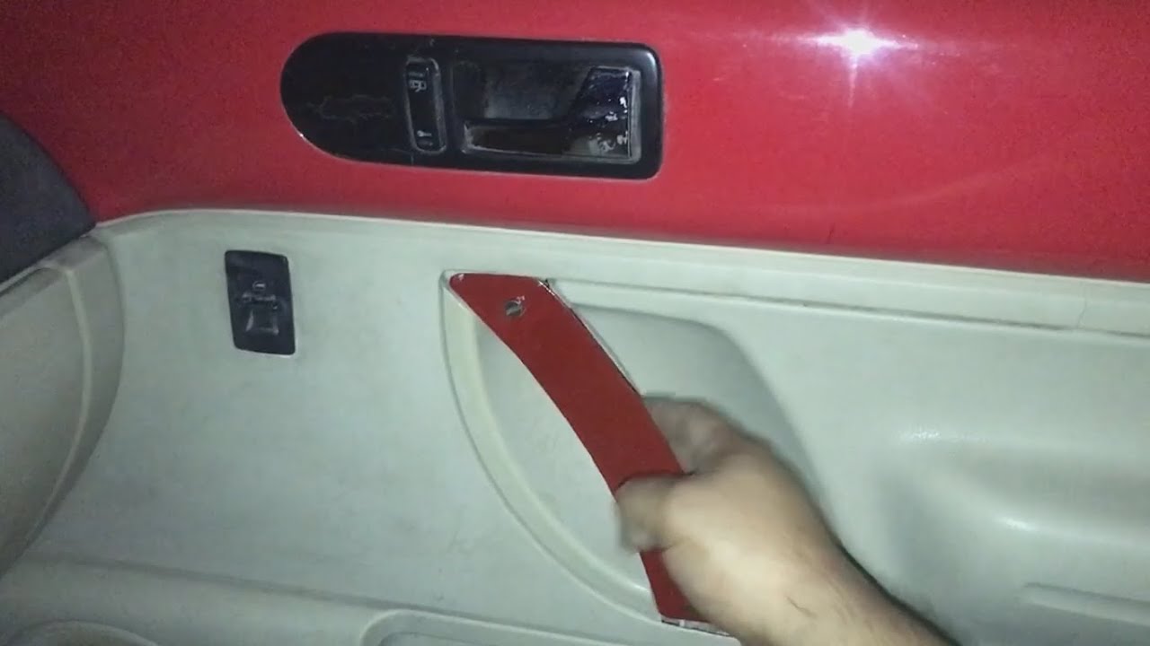 Cómo reparar manija o jaladera de puerta de un VW Beetle