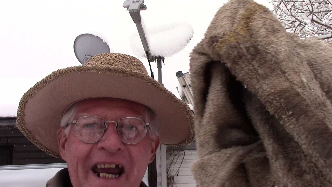 How To Remove Snow From a Satellite Dish Network or Direct. Fast and Easy.
