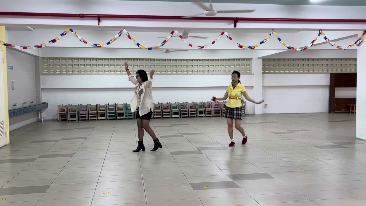 Each Day line dance (Gregory Danvoie BEL) November 2025