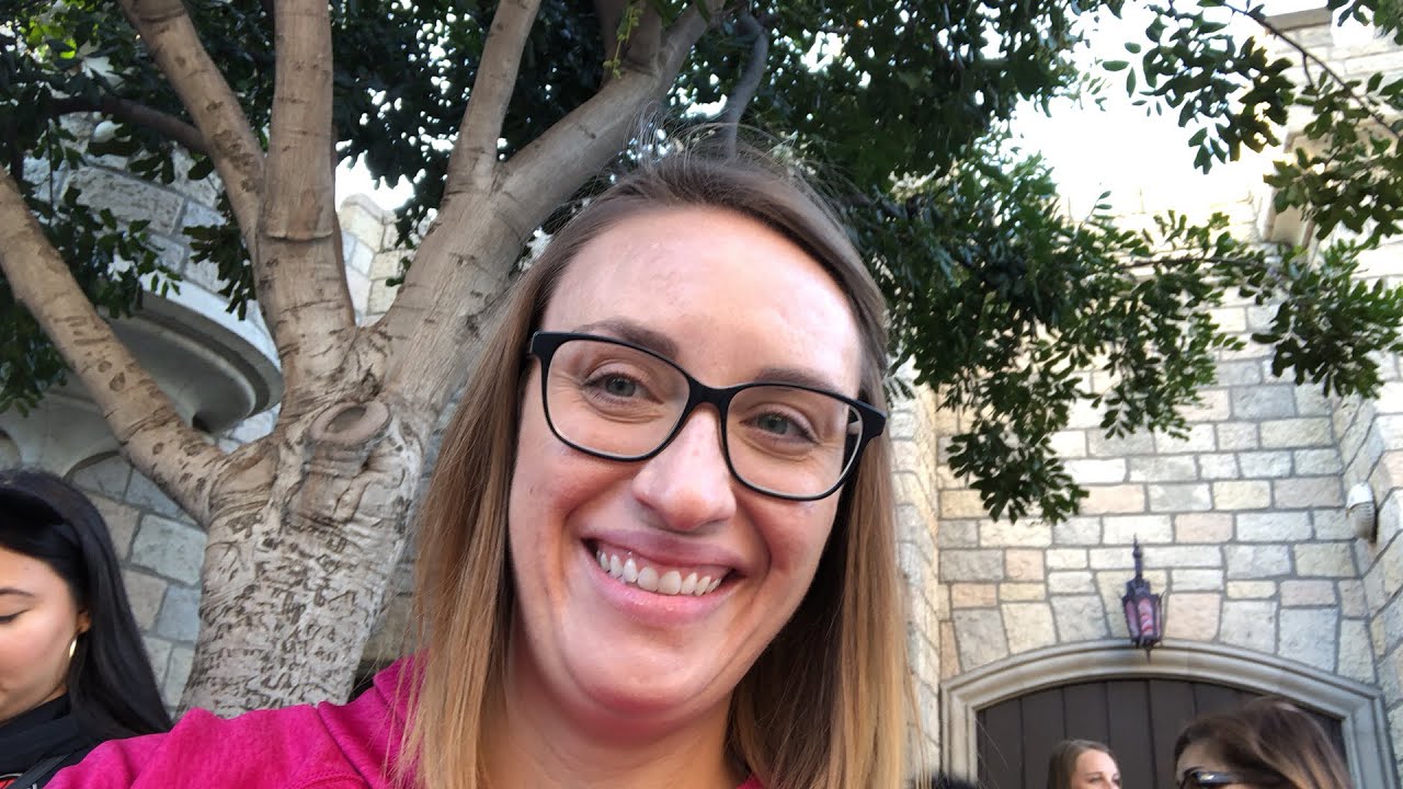 🔴 LIVE!! Mickey’s Soundsational parade 2019