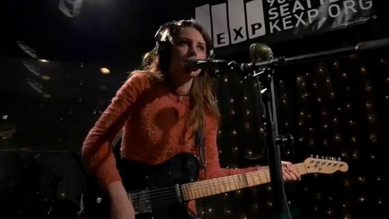 Wolf Alice - Moaning Lisa Smile (Live on KEXP)
