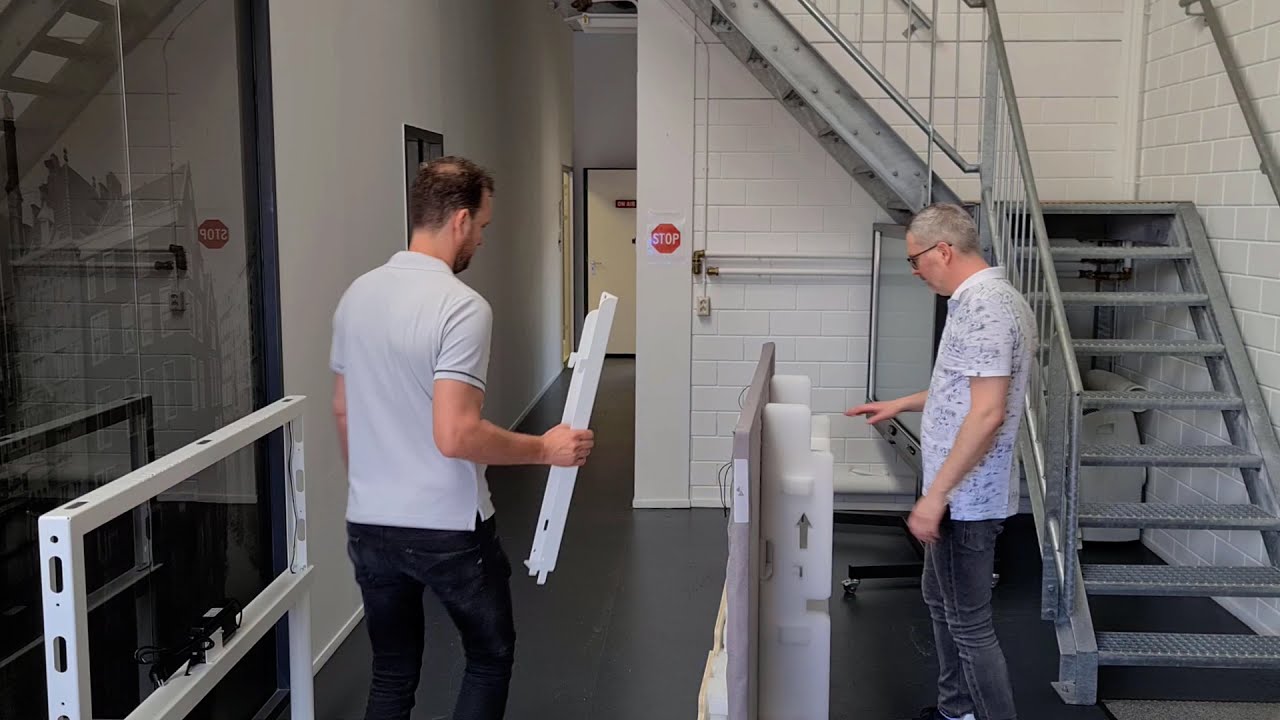 Surface Hub 2S 85 Installation