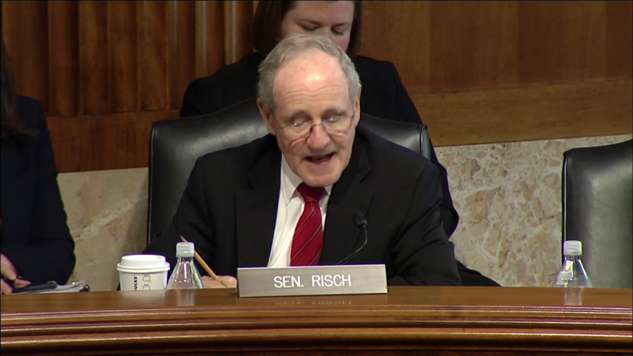 Sen. Risch Introduces INL Director Peters at Energy Committee Hearing