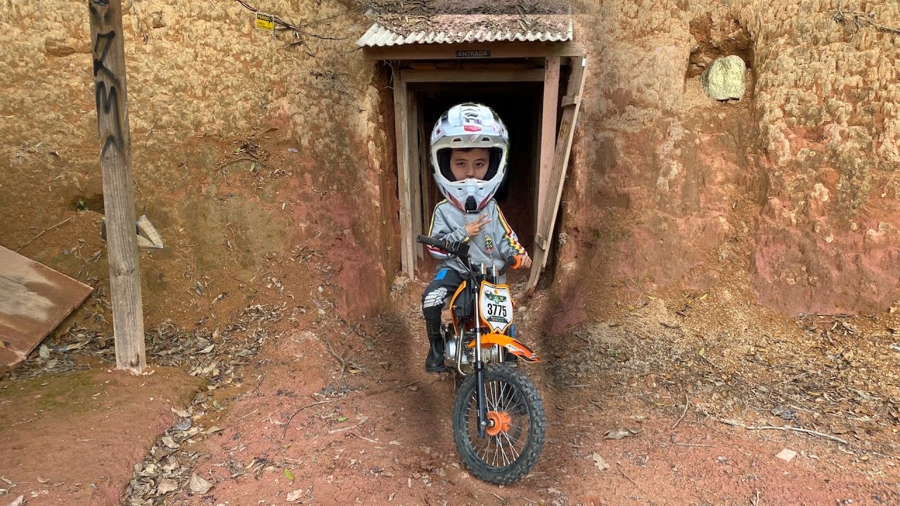 MINI INSCRITO SUBIU AT&Eacute; A CAVERNA DE MINI MOTO.