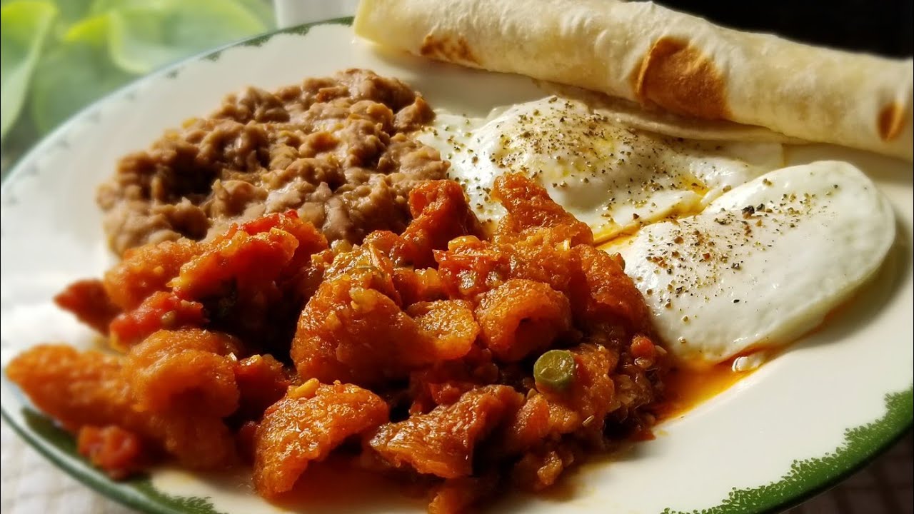 CHICHARRON EN SALSA ROJA ❤