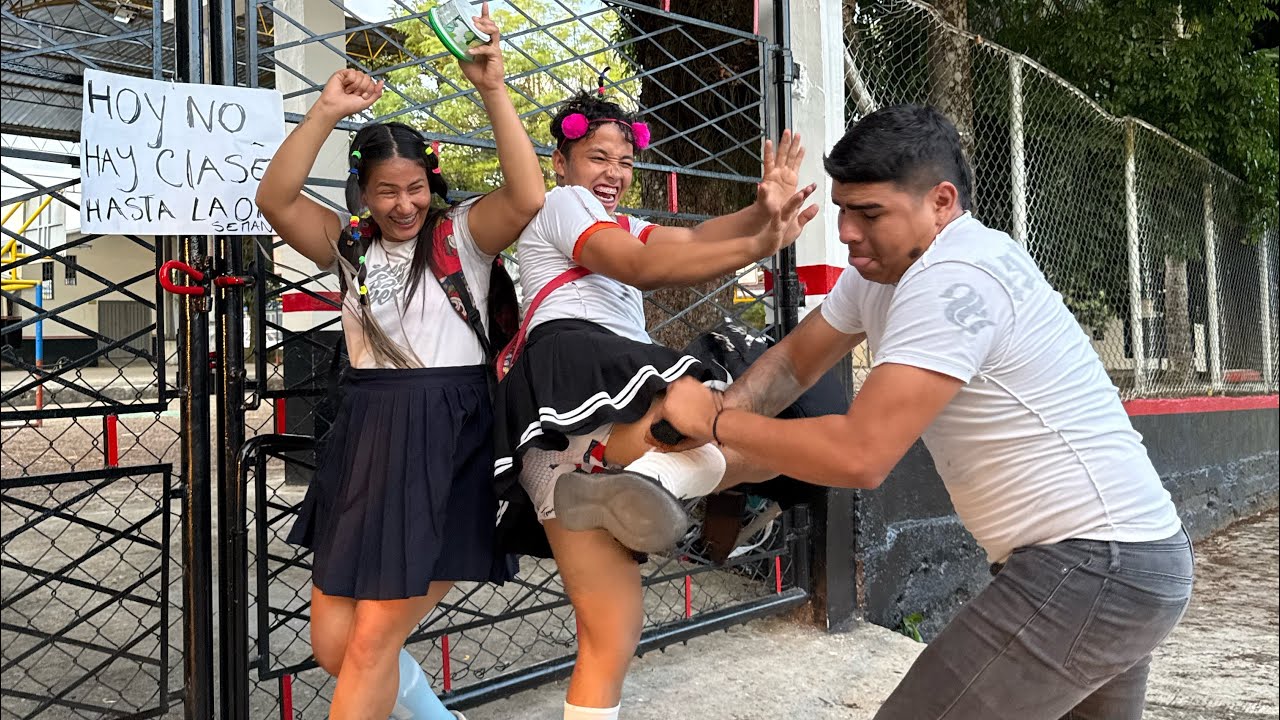 Cuando regresas a clases 📕#humor  #latinocomedy #comedialatina #comedy #comedy #drama #comedy