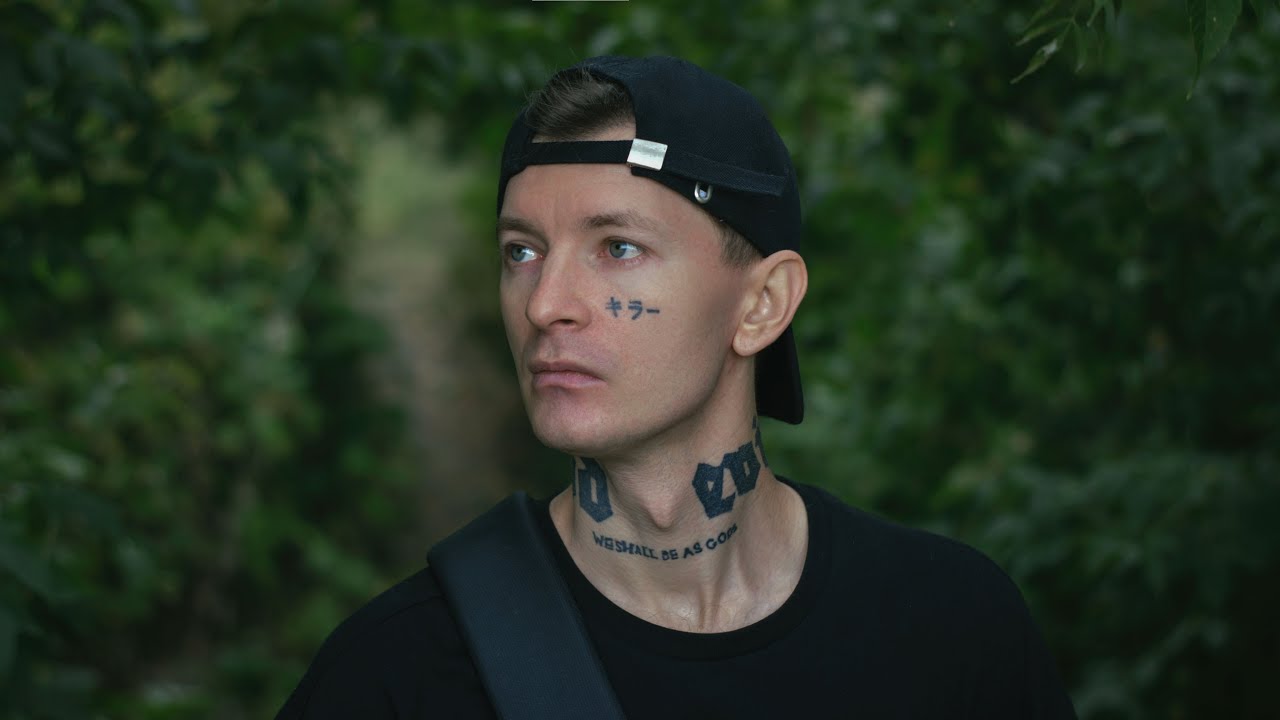Иду с депрессией и социофобией по жизни. Хочу чтобы день закончился быстрее. Фальшь и обман. Устал.