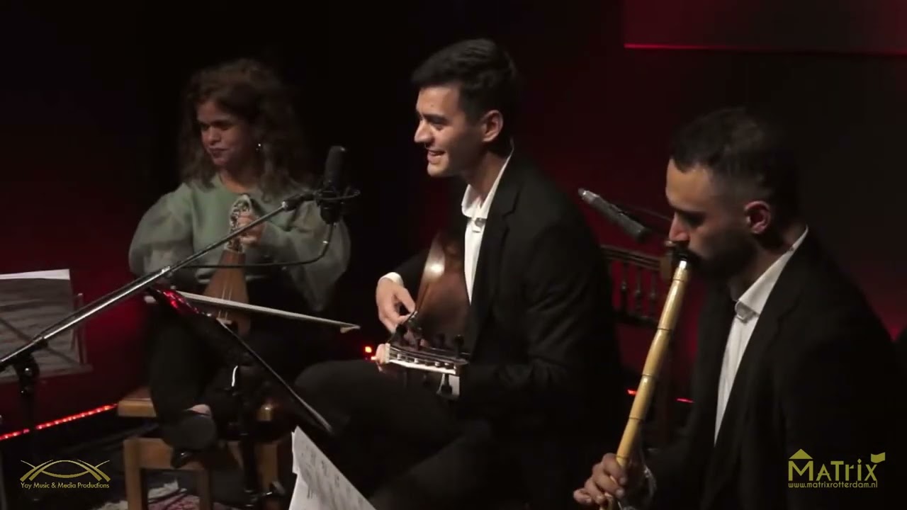 Muhayyerkürki Şarkı - Ne çıkar bahtımızda ayrılık varsa yarın