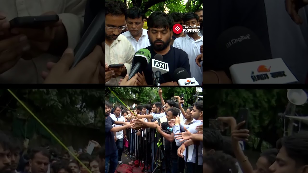 Abhijeet Dipke Confronts Delhi Police at Jantar Mantar On Protest Brutality
