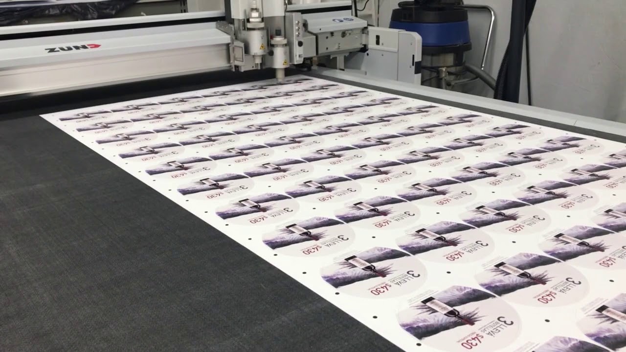 DVD Comunicacion Visual | Mesa de Corte Zund G3 | Corte con cuchilla