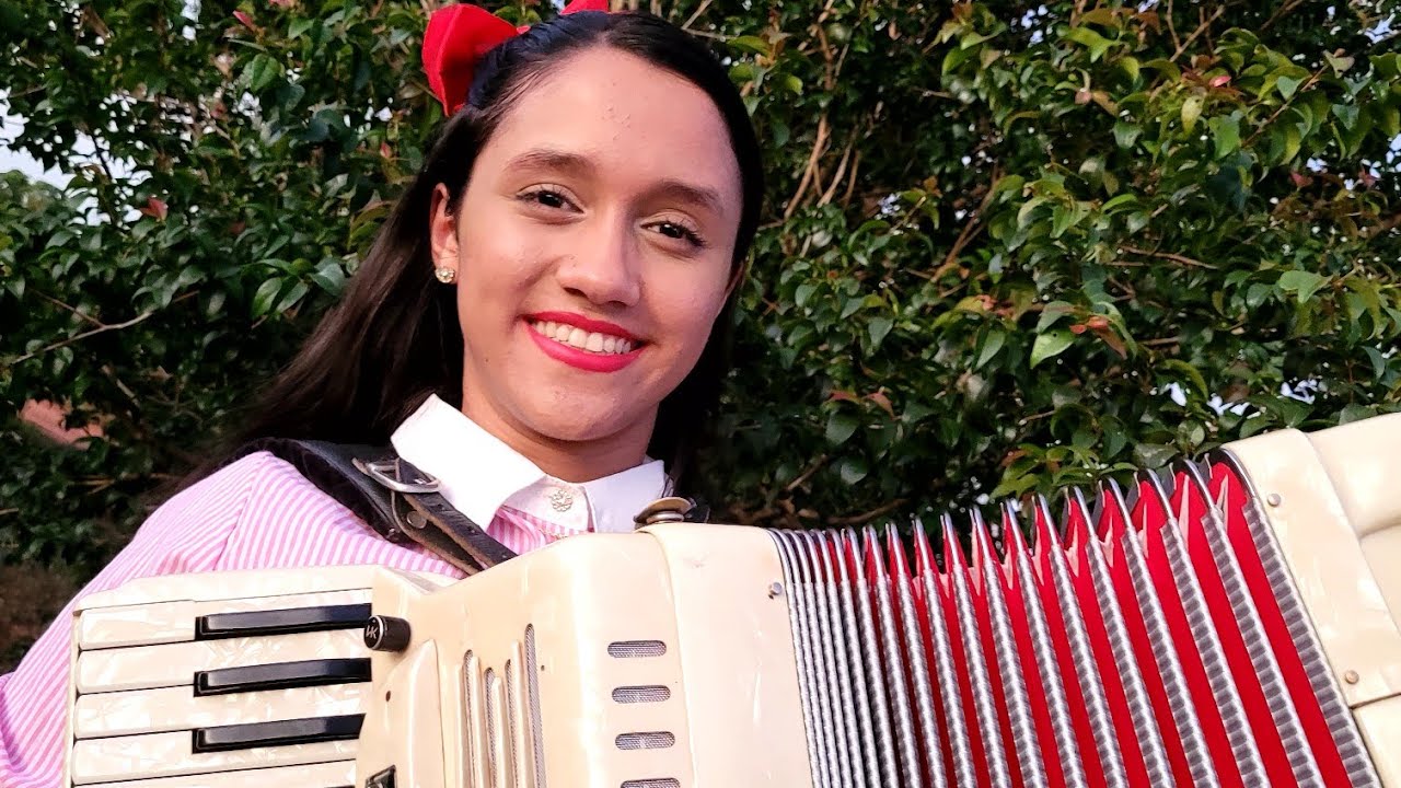 Mayra gaiteira e Matheus Música 