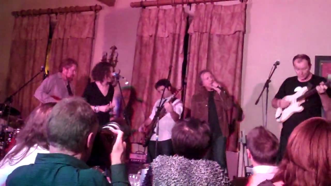 Francis Dunnery with Robert Plant - Calling to You - live in Oswestry