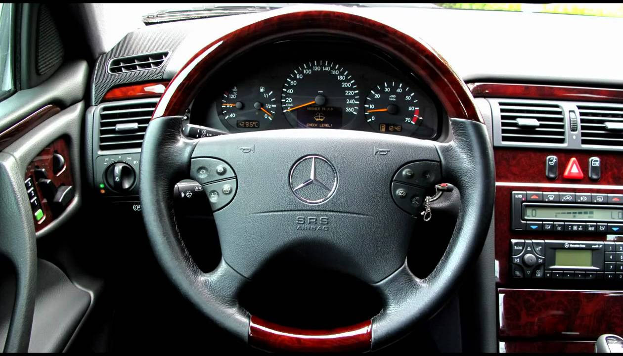 BENZ_e240.mpg