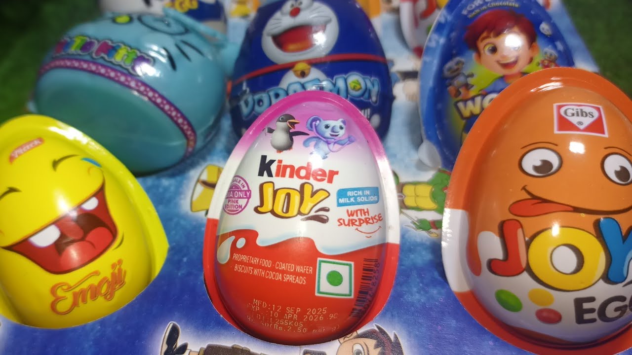 Egg Unboxing ASMR💚💚💚💚Kinderjoy💖💖#asmr #asmrlivestreaming #kinderjoy #eggshorts 