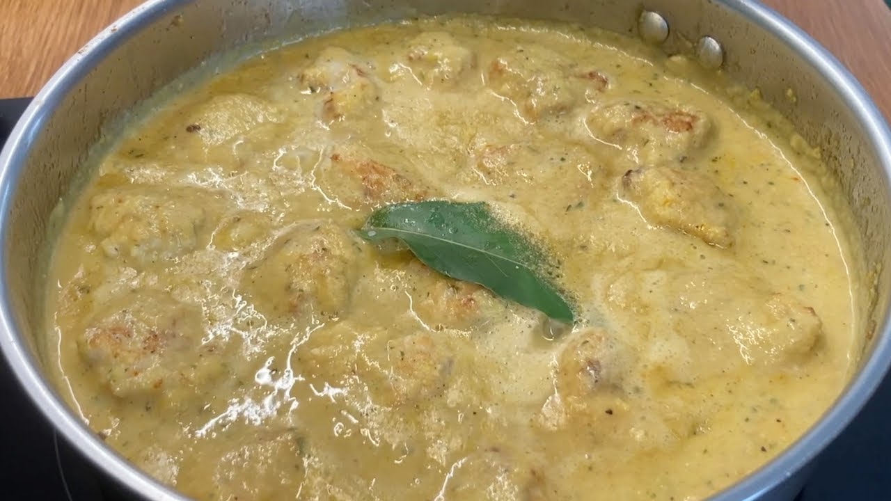 Albóndigas de choco el salsa de almendras