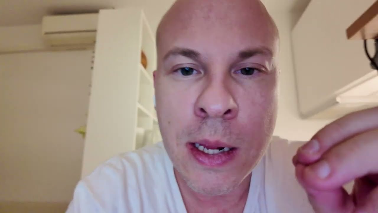 Take advice from VC backed founders not influencers