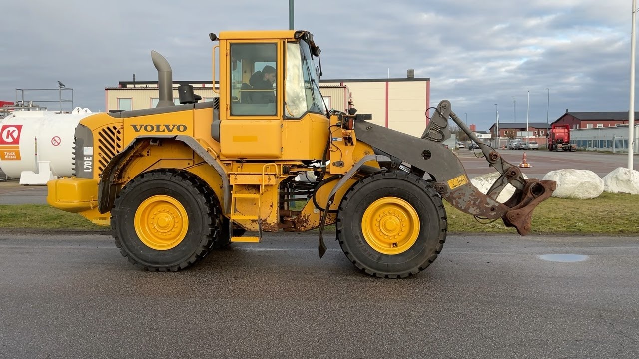 K&ouml;p Hjullastare Volvo L70E p&aring; Klaravik