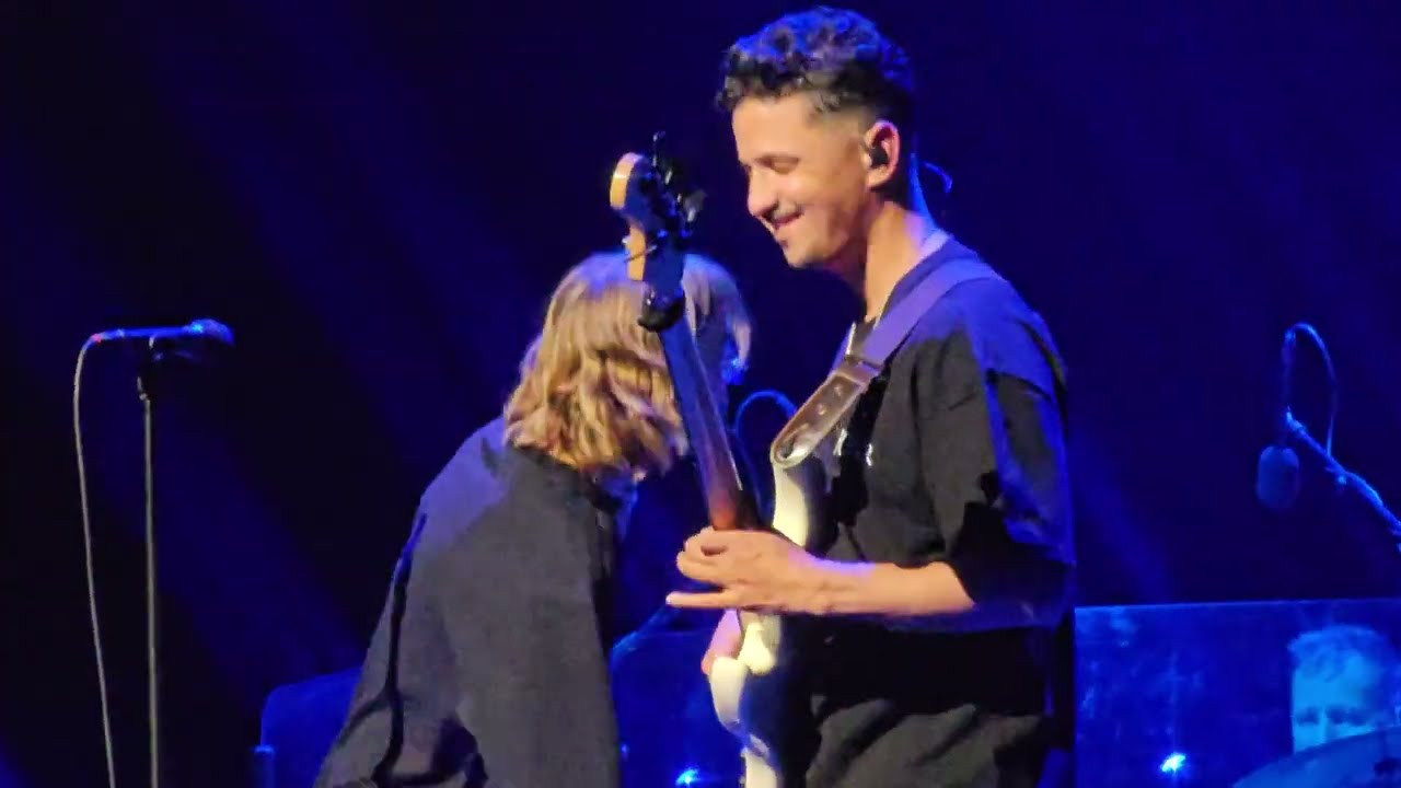 [LIVE] Anouk - Modern World