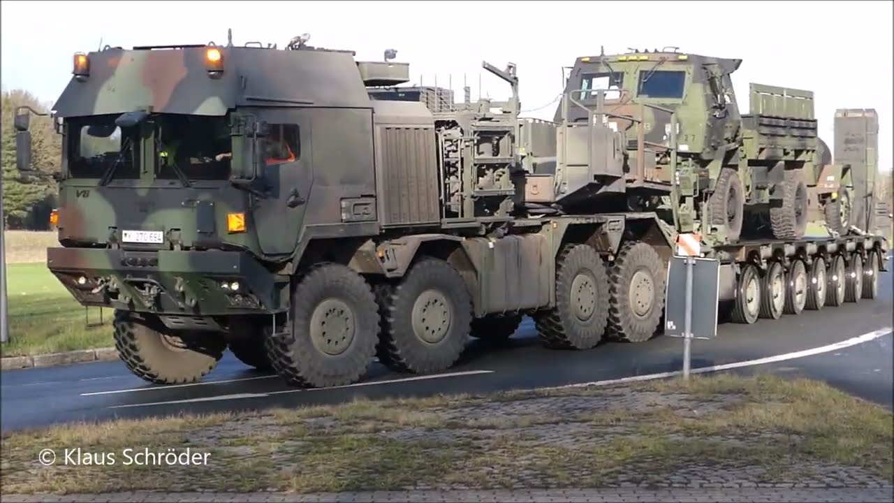 SLT Mammut- Schwerlasttransporte der Bundeswehr