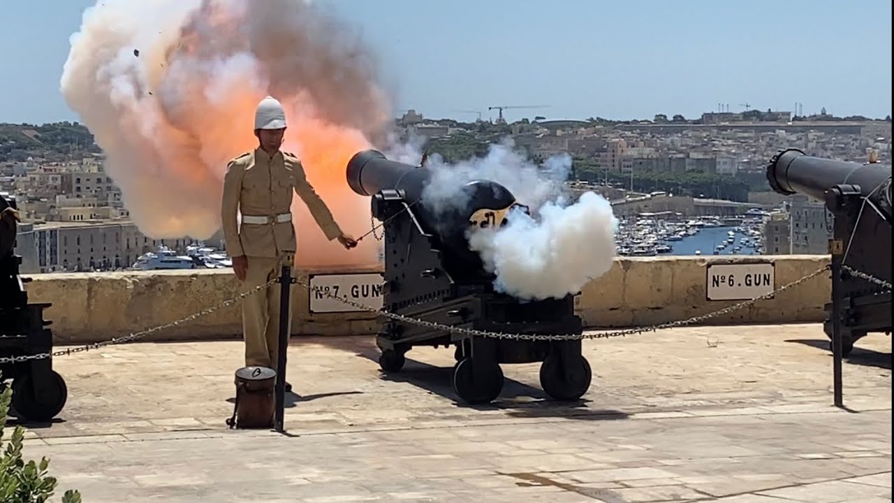 Saluting Battery Valletta Malta 12 o'clock gun