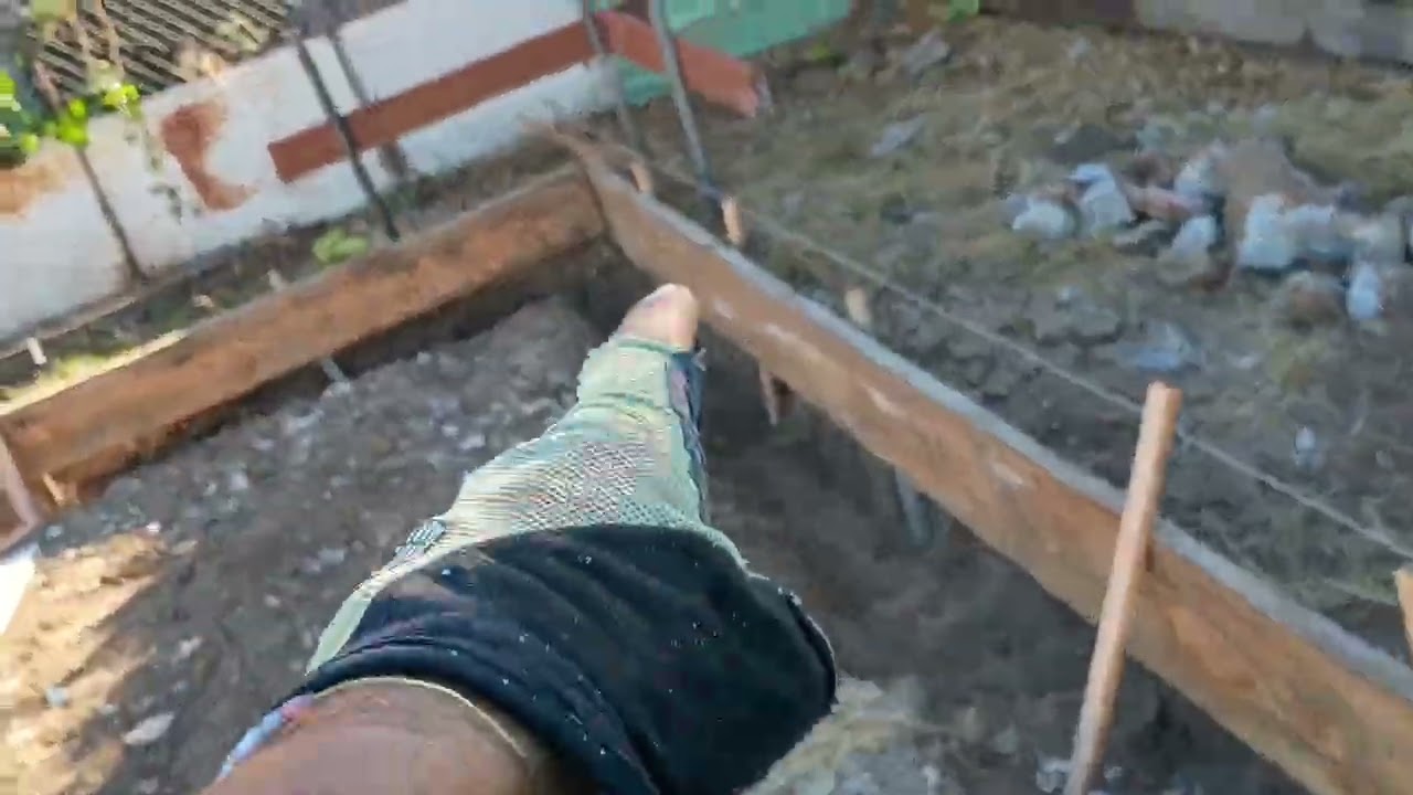 NIVELACION DE TERRENO PARA CONSTRUCCION DE CASA HABITACION.