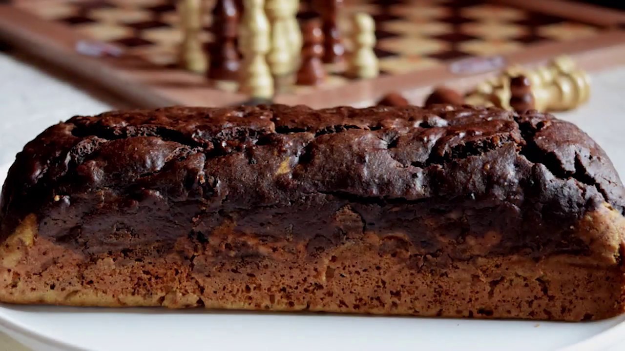 Eggless Chocolate Banana Cake Recipe