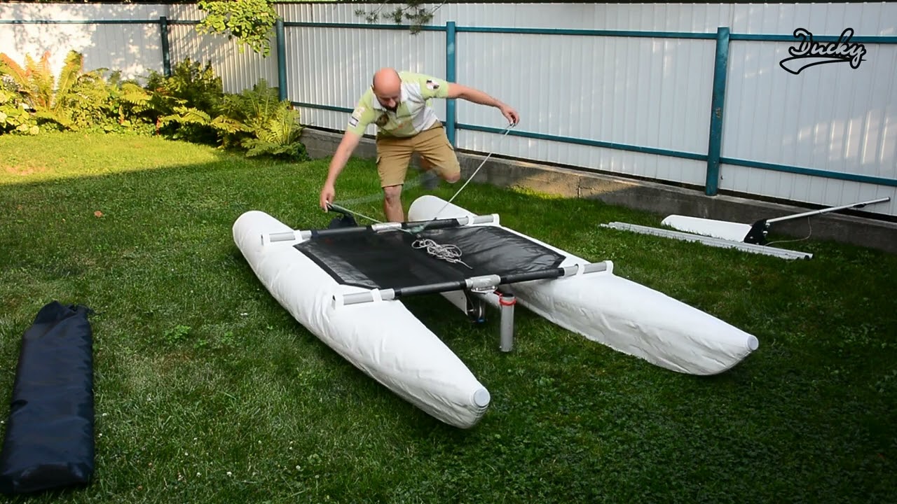 &iexcl;Descubre el Ducky11: El Catamar&aacute;n Inflable Perfecto para Principiantes!