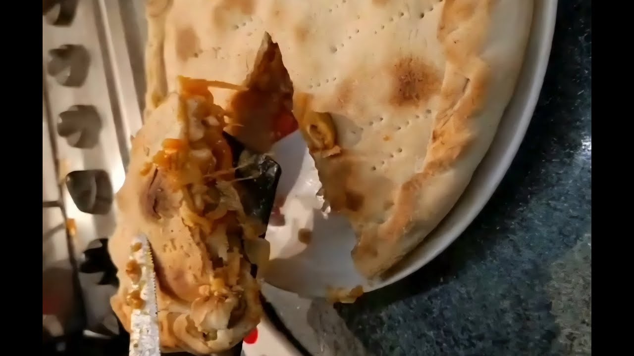 CALZONE PUGLIESE di CIPOLLE. IMPASTO senza LIEVITO. RICETTA FACILE per PRANZO o CENA  😋🫓​
