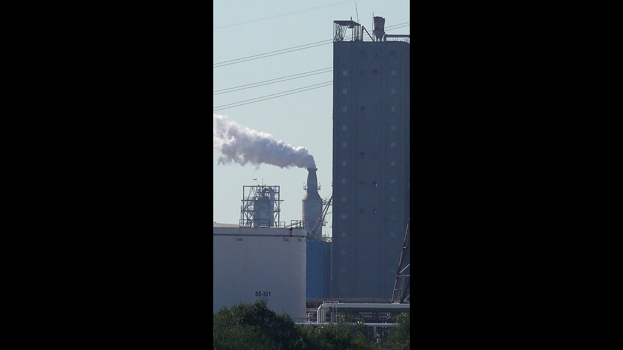 Toxic air lingers in a Texas Latino community, revealing failures in state&rsquo;s air monitoring system