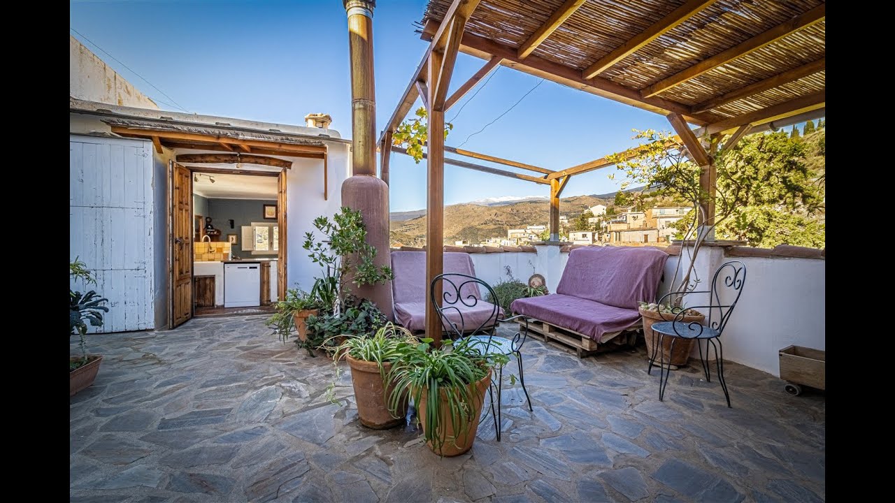 SOLD. Charming Village House with Stunning Terrace and Views in The Alpujarras-Torvizc&oacute;n.
