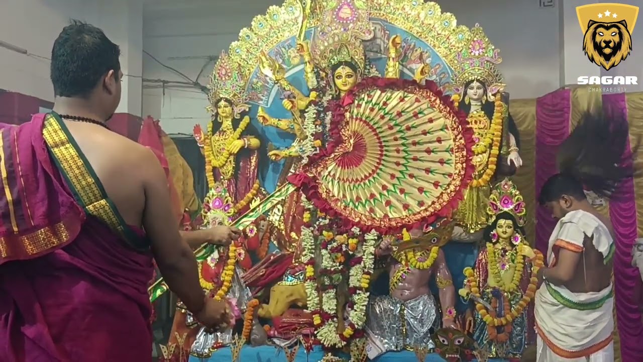 Basanti Durga Puja Aarti । বাসন্তী পূজার অপূর্ব মধুর সন্ধ্যা আরতি।।❤️❤️