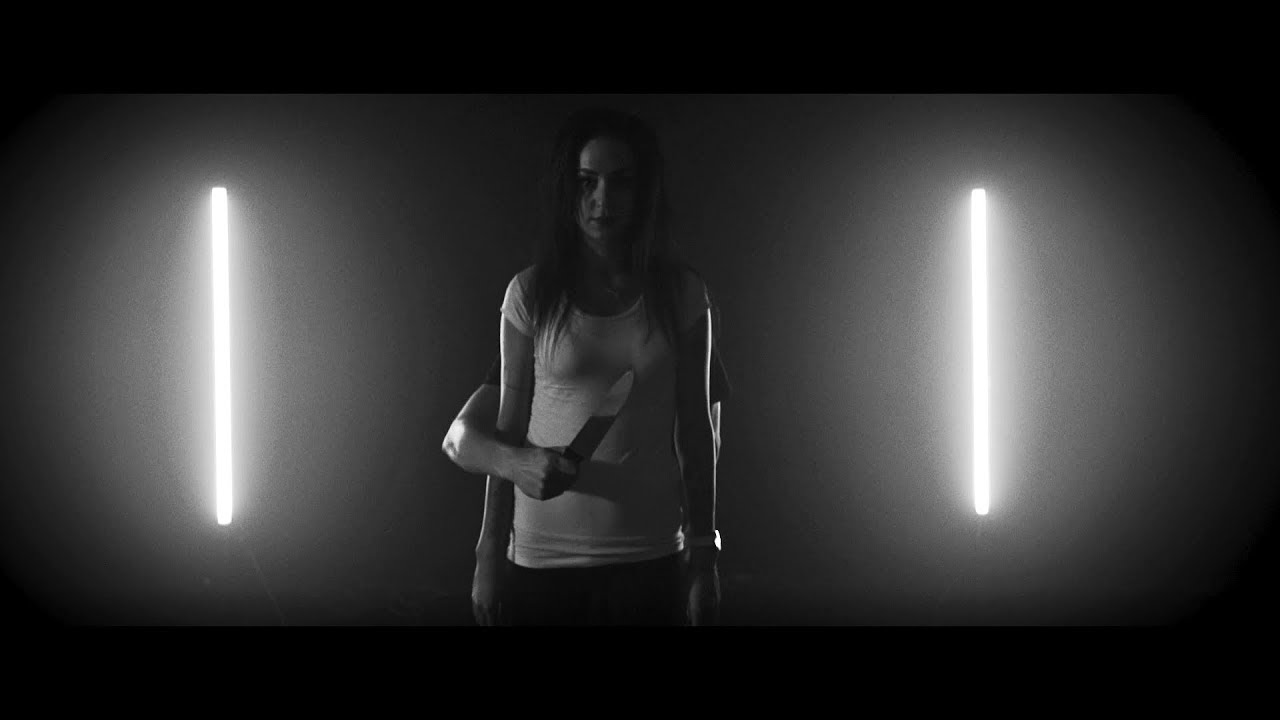 NFR - Félek, Ha Átölelsz [OFFICIAL MUSIC VIDEO]