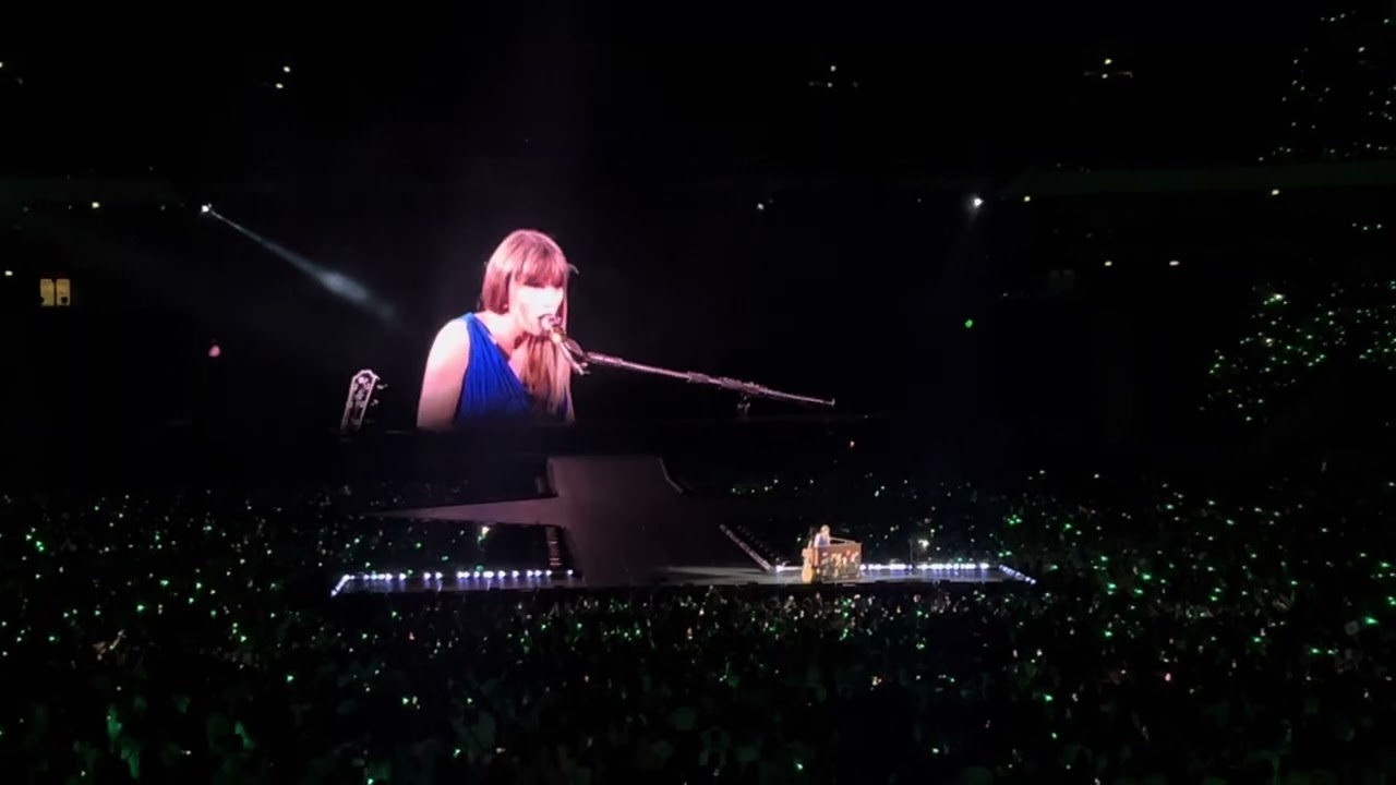 Taylor Swift Warsaw Night 1 piano surprise songs