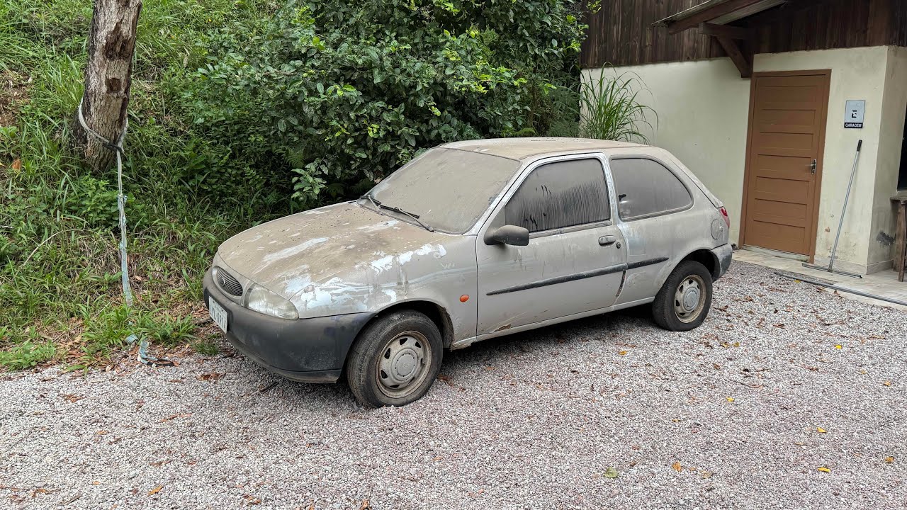 TENTEI FAZER O CARRO DO MEU FALECIDO AVÔ FUNCIONAR DEPOIS DE 7 ANOS PARADO. Thiago velho 