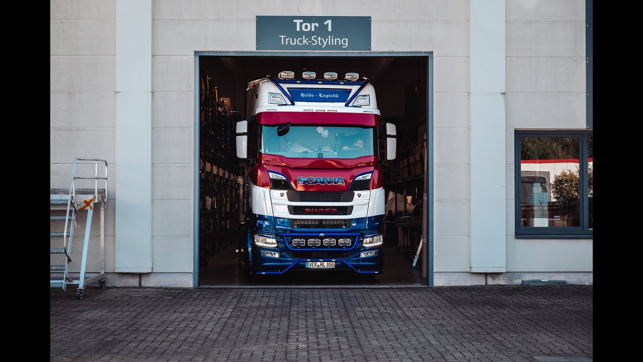 Scania S Highline: Trikolore von Heide-Logistik mit Jumbo TruckStyling
