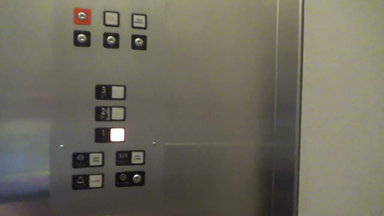 1999 Amtech Hydraulic Elevator - Motel 6 - Benson, AZ