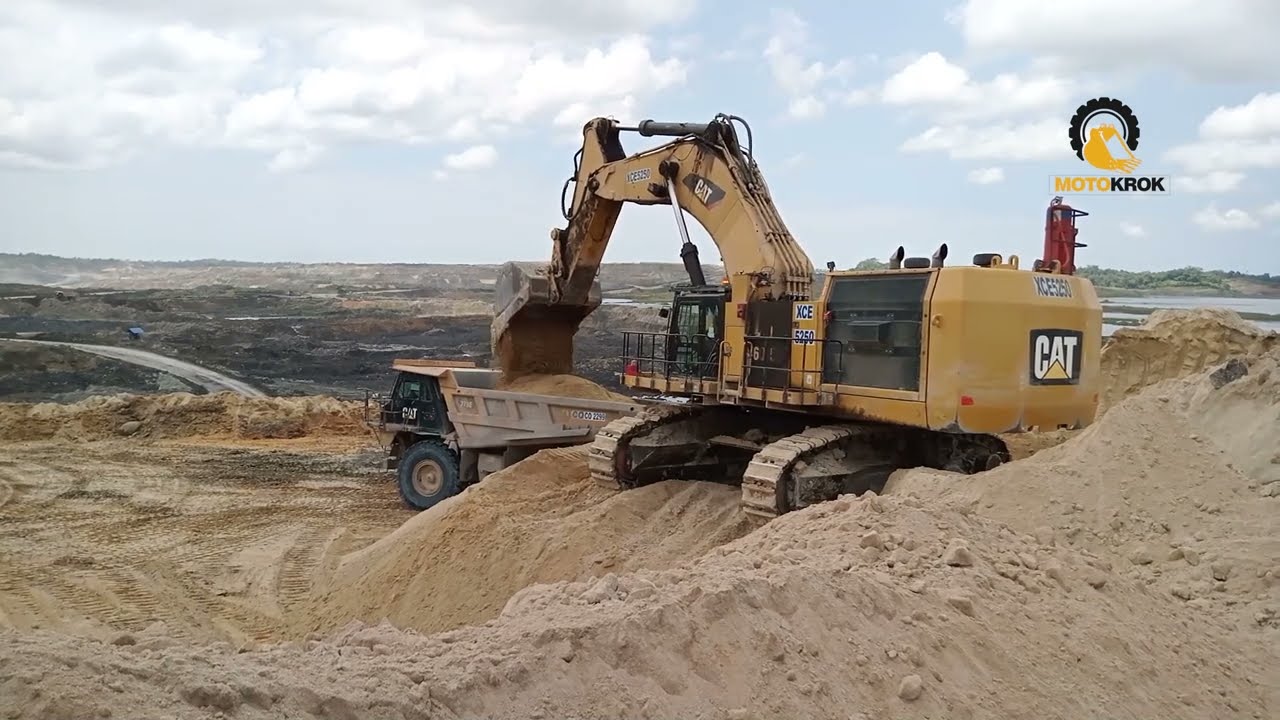 Caterpillar Excavator 6015B, Excavator 395  Loading Caterpillar Dumpers  OHT 773 - Coal Mining Works