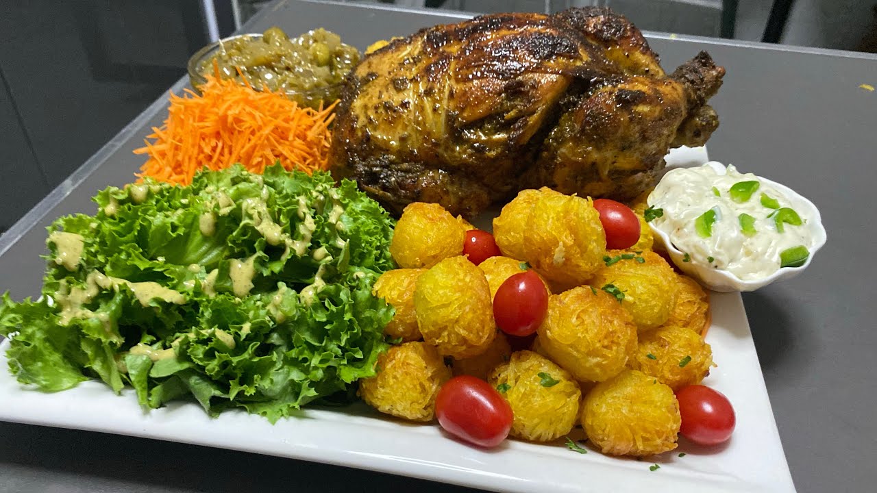 Poulet farci aux coco bouettes de pommes de terre frite