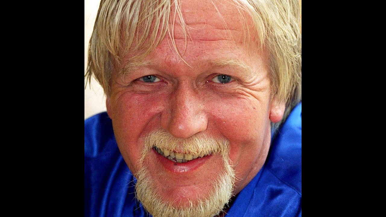 GEORGS MAGISKE MEDISIN ( LYDBOK ) LEST AV HARALD HEIDE STEEN JR.