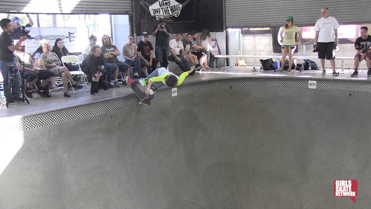 Brenna Pawley - Vans Girls Combi Pool Classic 2013