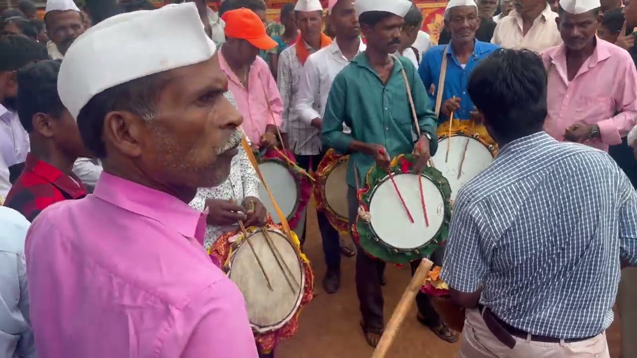 कोकणातील लग्नातील पारंपारिक ढोल ताशे | कोकण | Kokanatil Dhol Tashe | Marathivlog