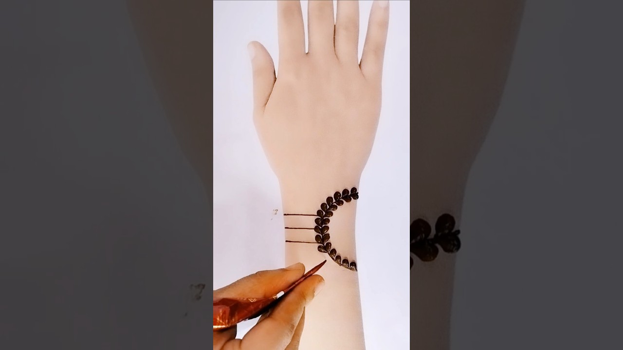 Bracelet mehndi design.