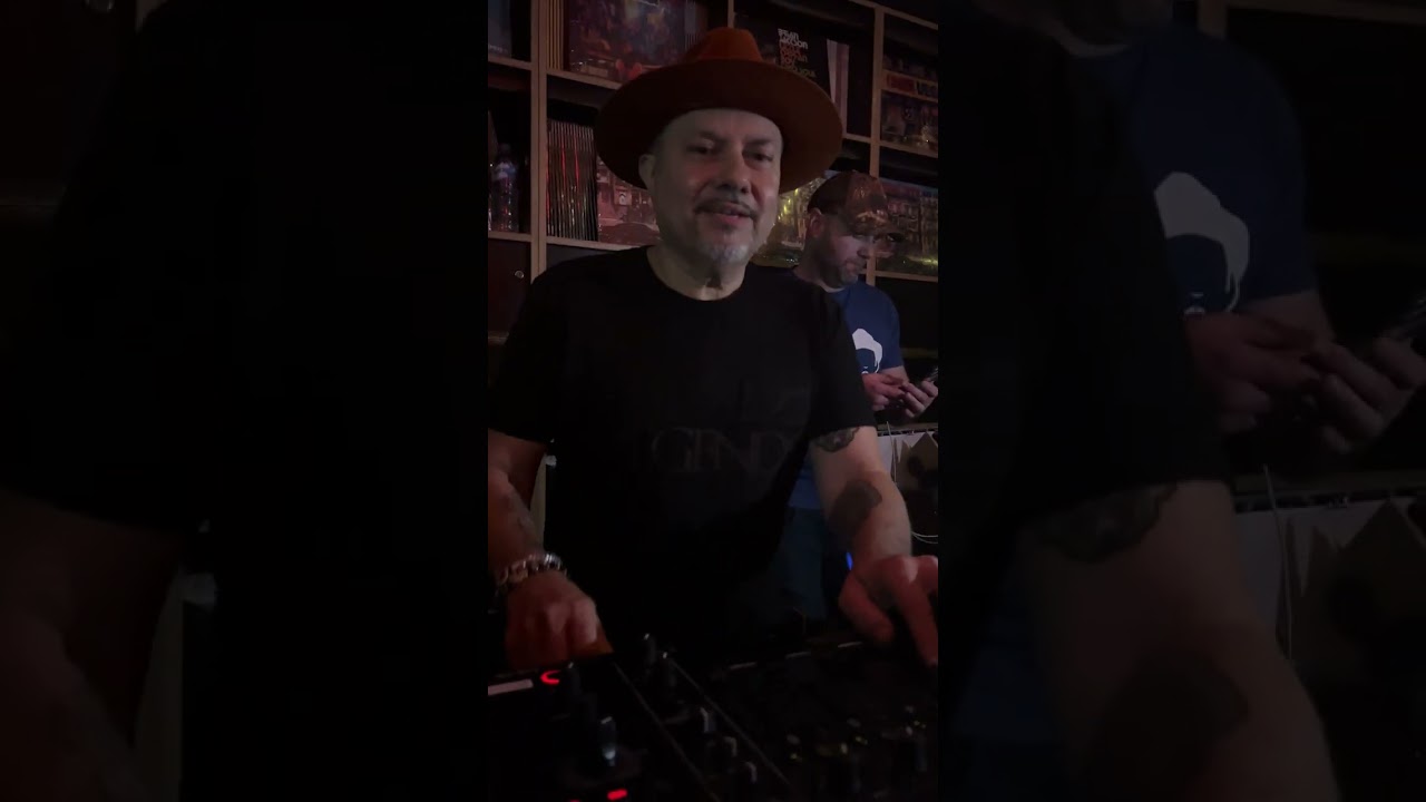 Louie Vega @ bbe record store