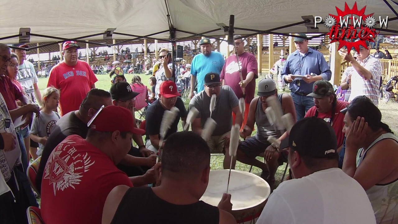 Poundmaker Singers Wicked Teen Boys Tradish Song @ Frog Lake Powwow 2016